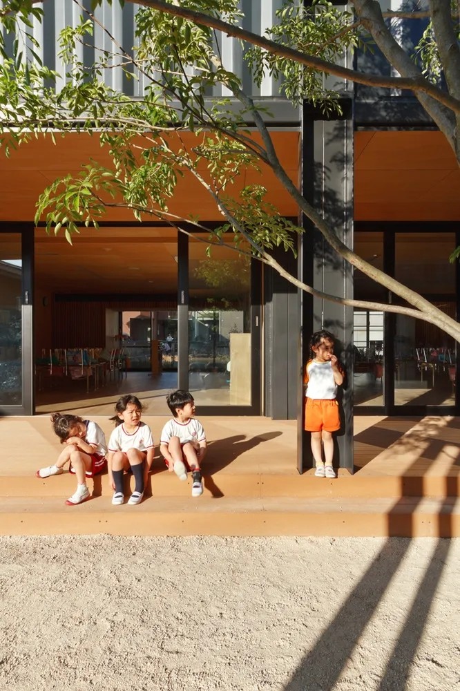 集装箱幼儿园：创新集装箱建筑引领教育空间新潮流